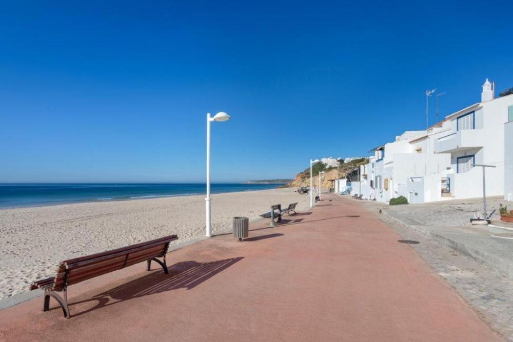 Salema Beach Apartment Екстериор снимка