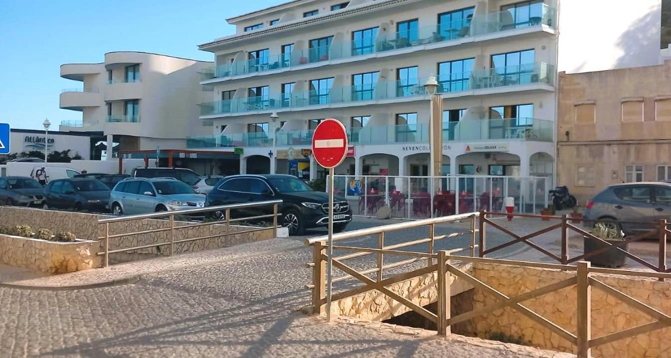 Salema Beach Apartment Екстериор снимка